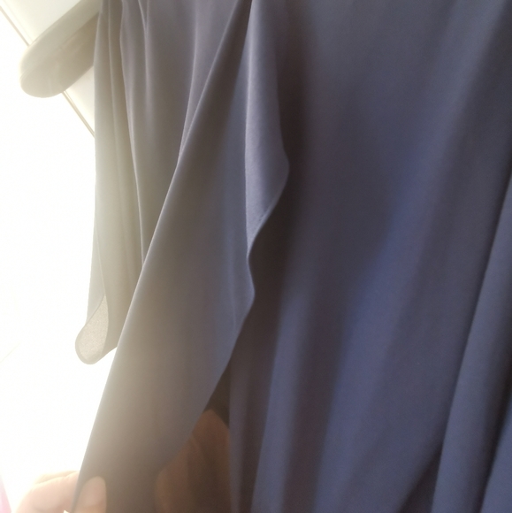 BCBG draped sleeves gown - Picture 4 of 4